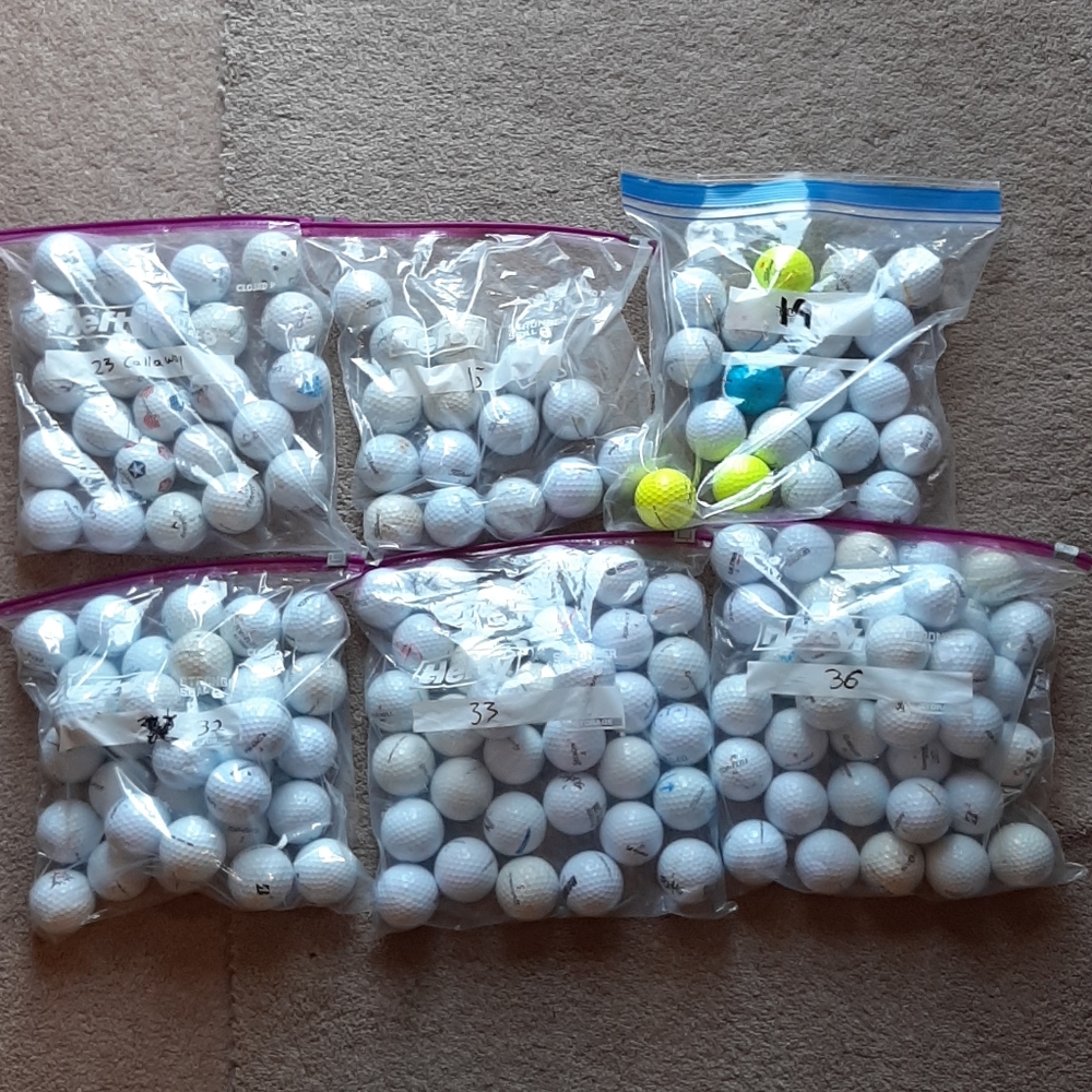 Bundle of 158 Golf Balls